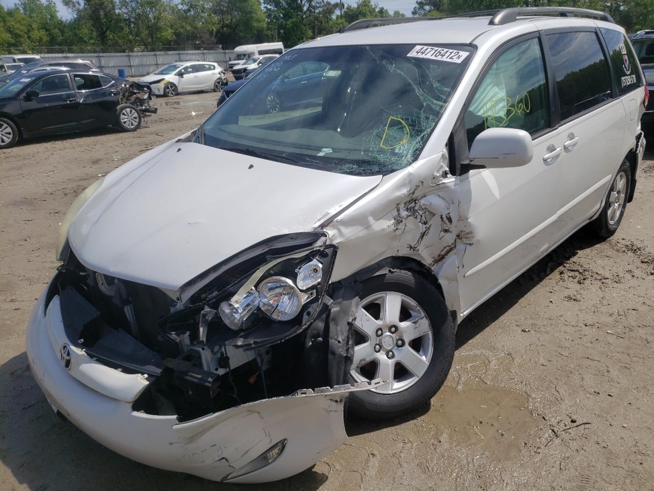 2006 TOYOTA SIENNA XLE