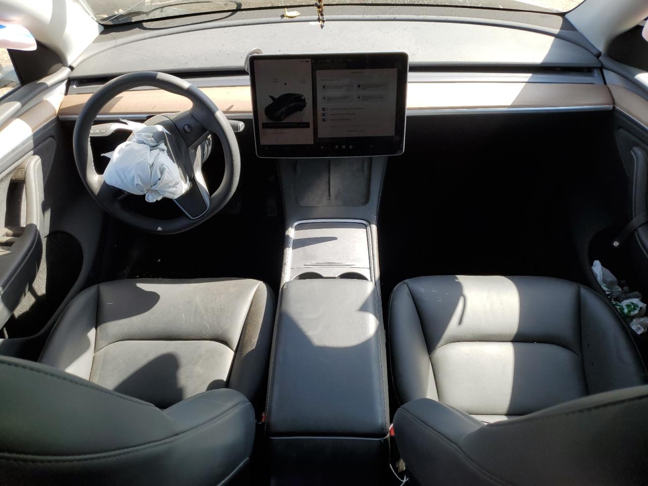 TESLA MODEL Y 2024 — 9