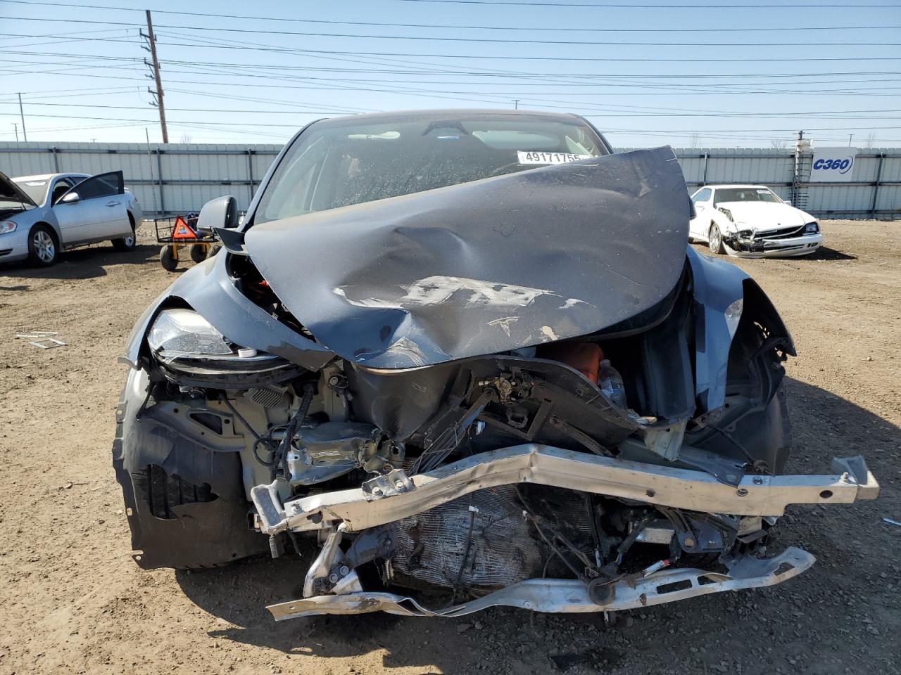 TESLA MODEL Y 2024 — 6