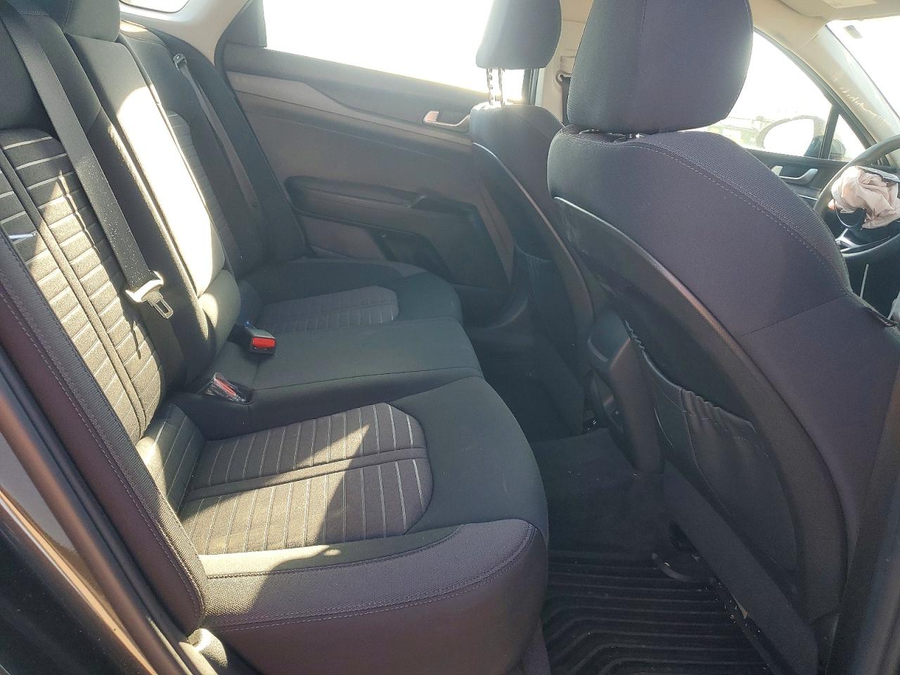 KIA K5 2026 — 11