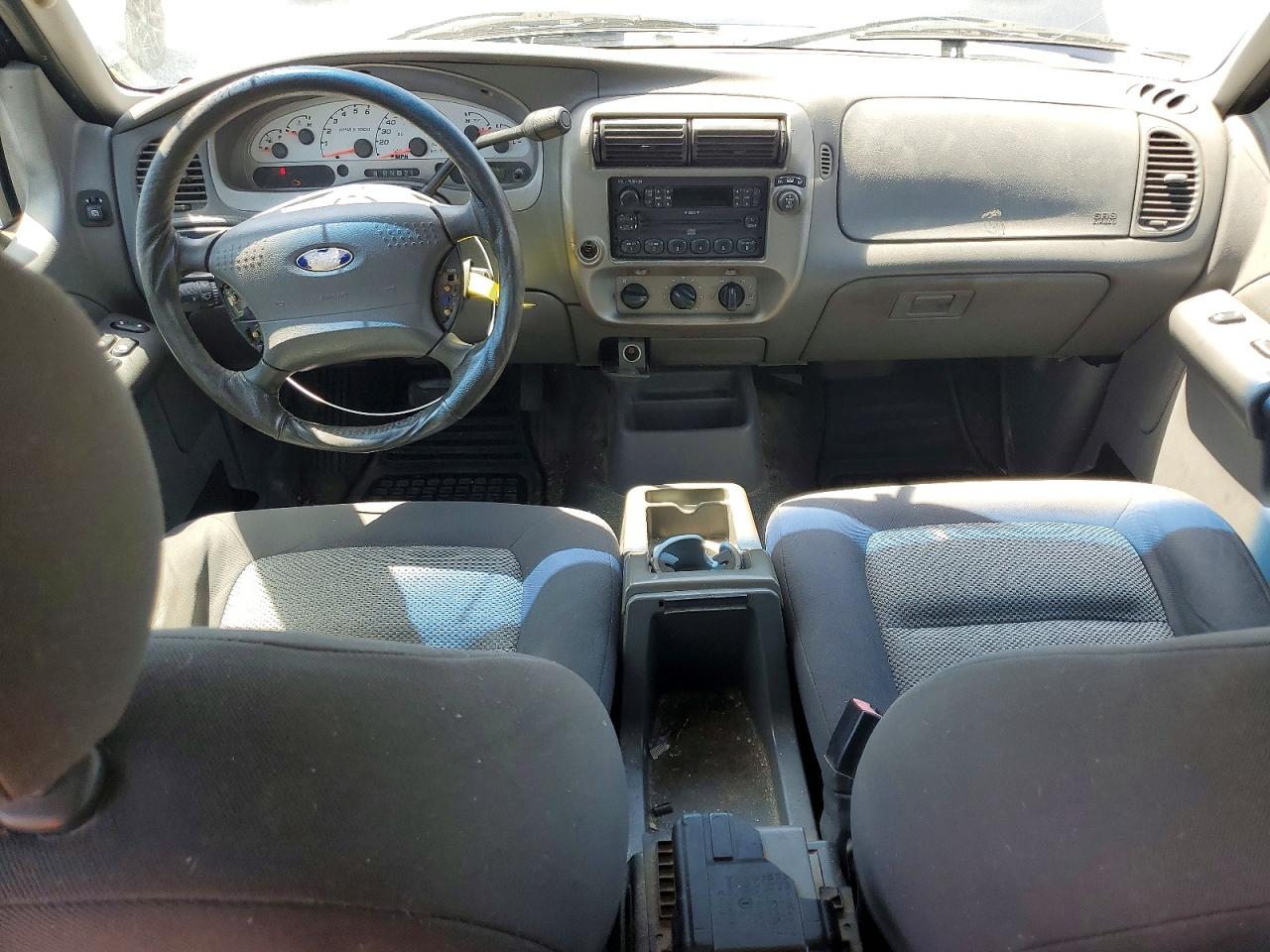 FORD EXPLORER SPORT TRAC 2005 — 9