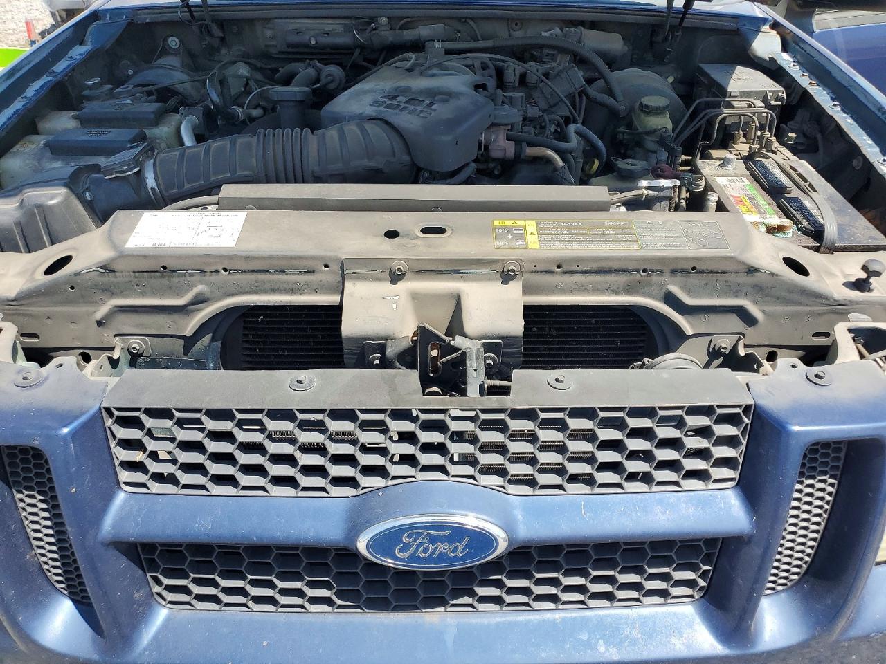 FORD EXPLORER SPORT TRAC 2005 — 12