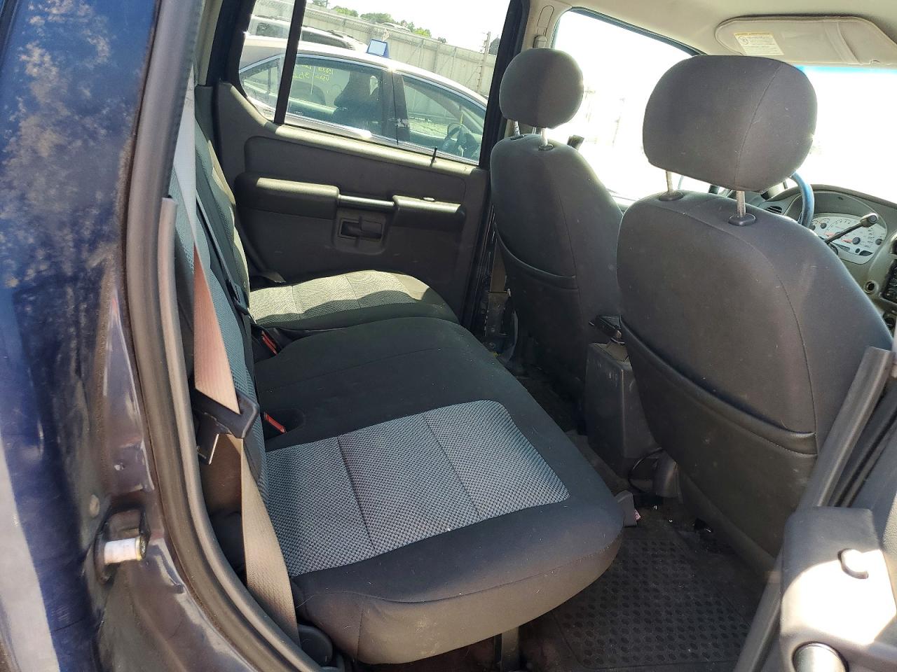 FORD EXPLORER SPORT TRAC 2005 — 11