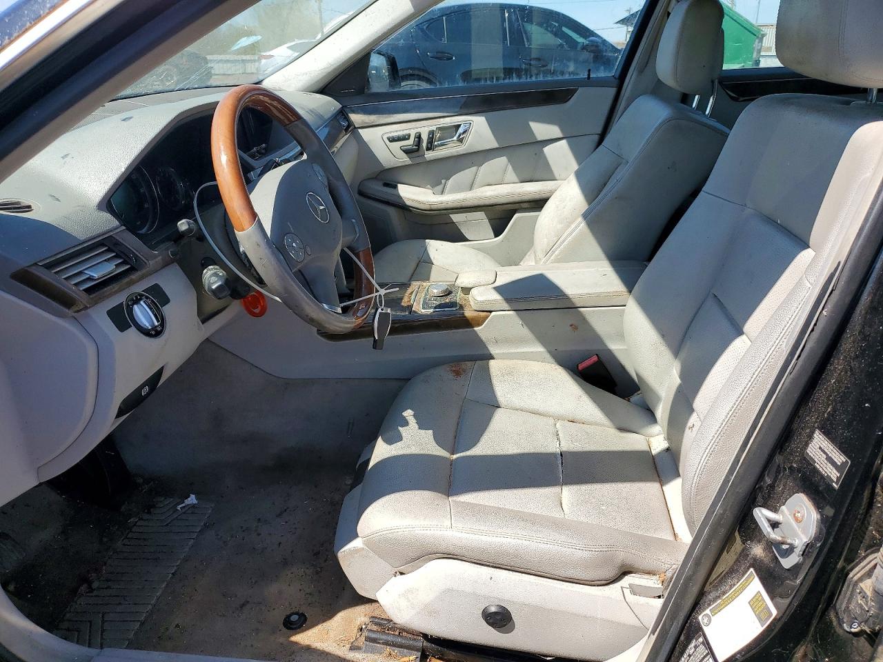 MERCEDES-BENZ E 2010 — 8