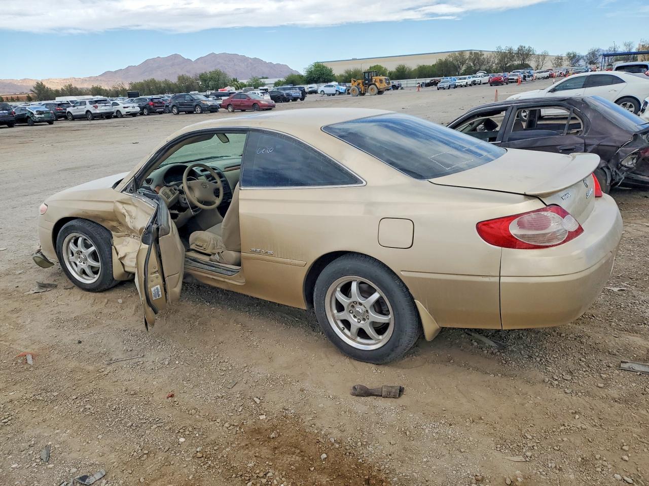 TOYOTA CAMRY SOLARA 2002 — 3