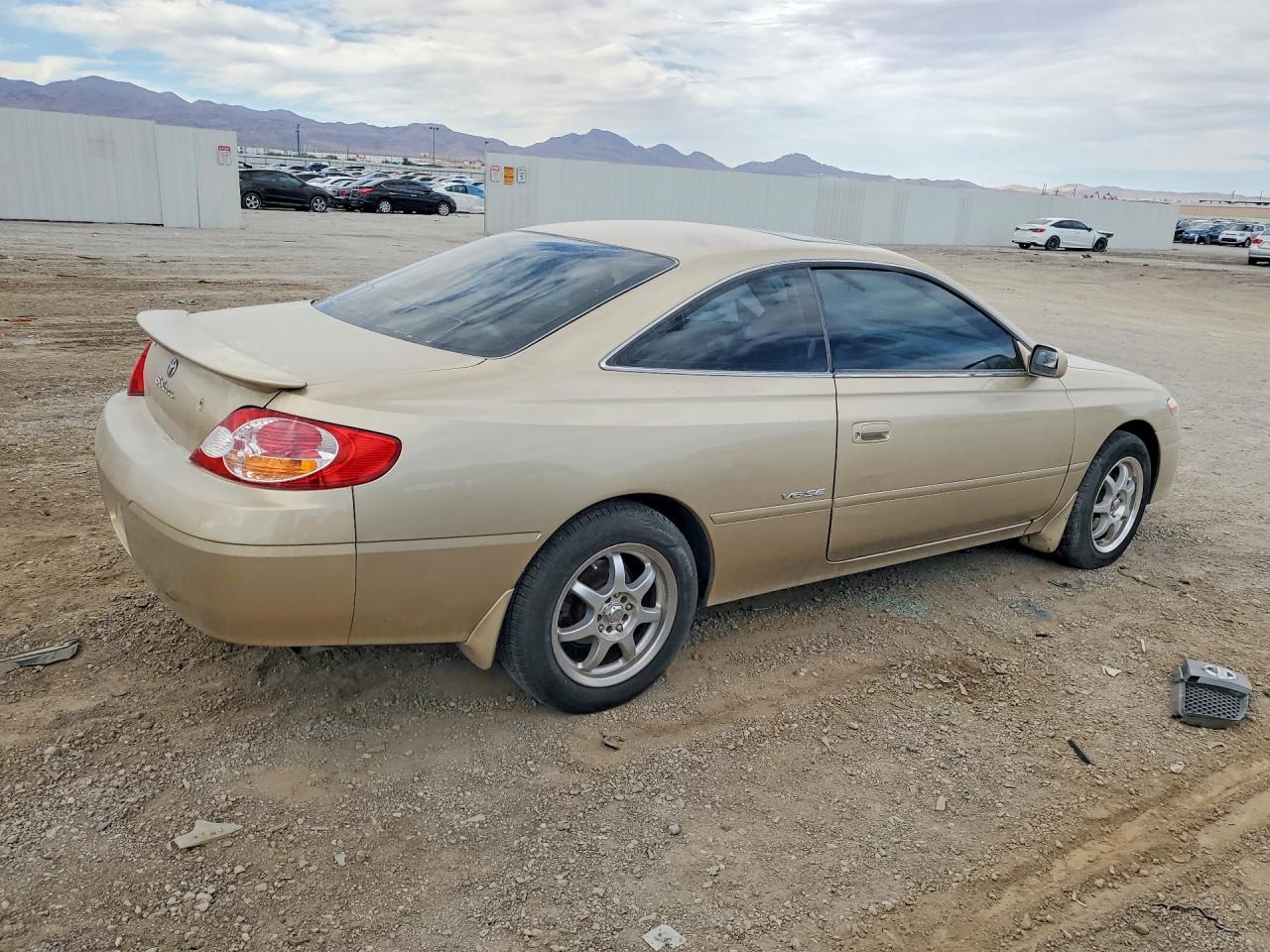 TOYOTA CAMRY SOLARA 2002 — 4