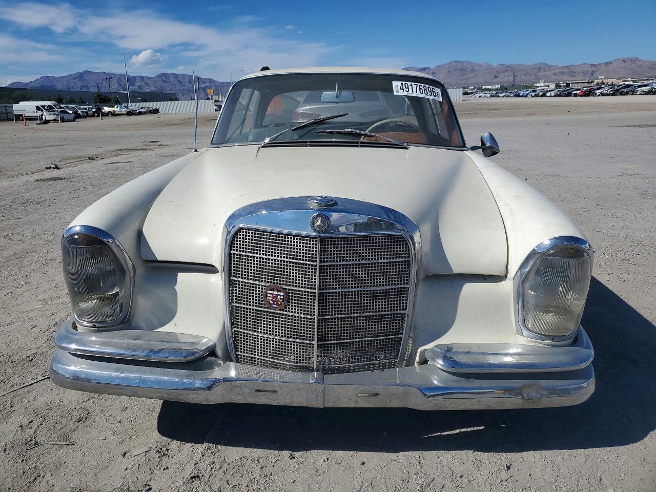 MERCEDES-BENZ A-CLASS 1963 — 6