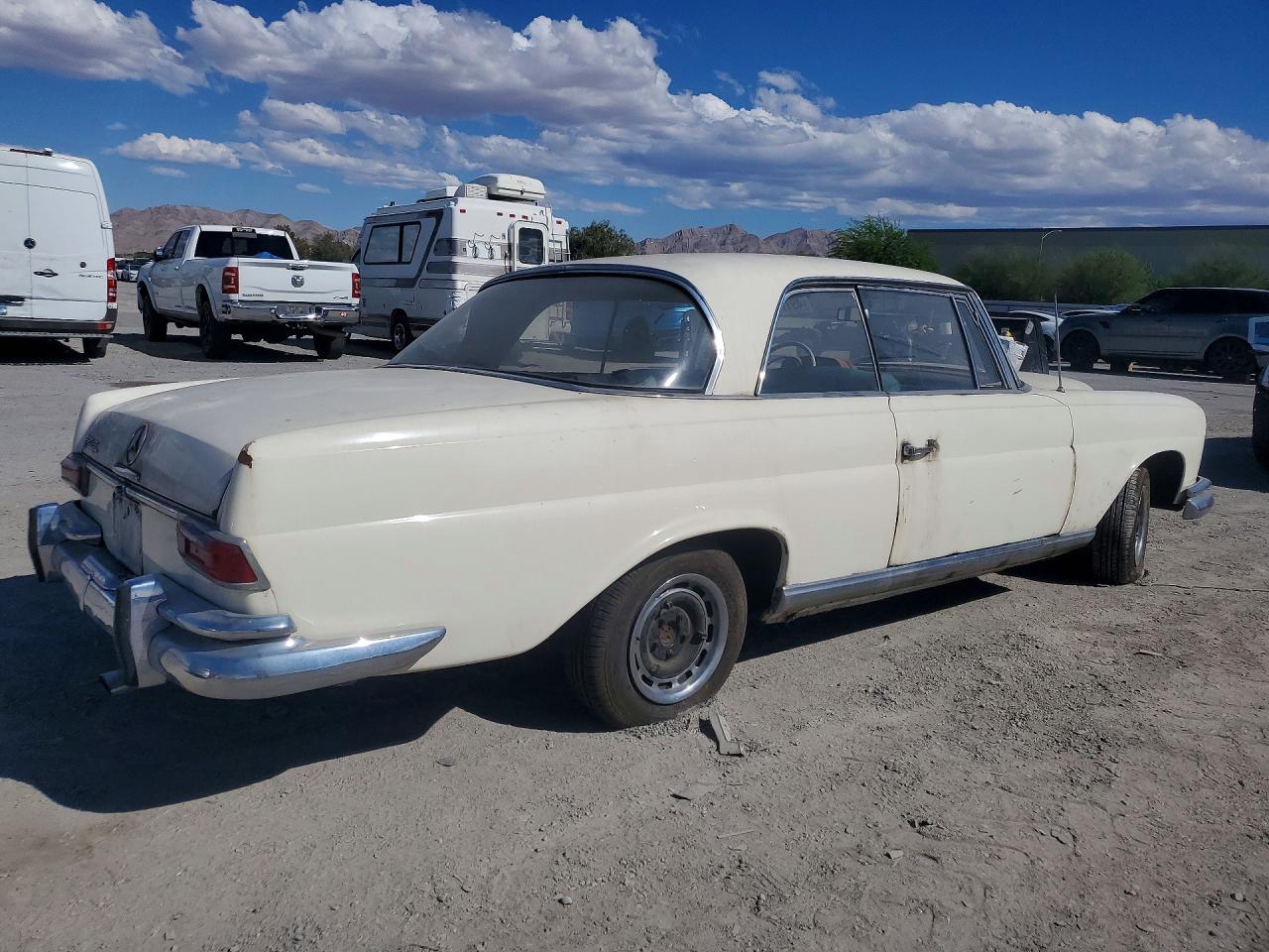 MERCEDES-BENZ A-CLASS 1963 — 4