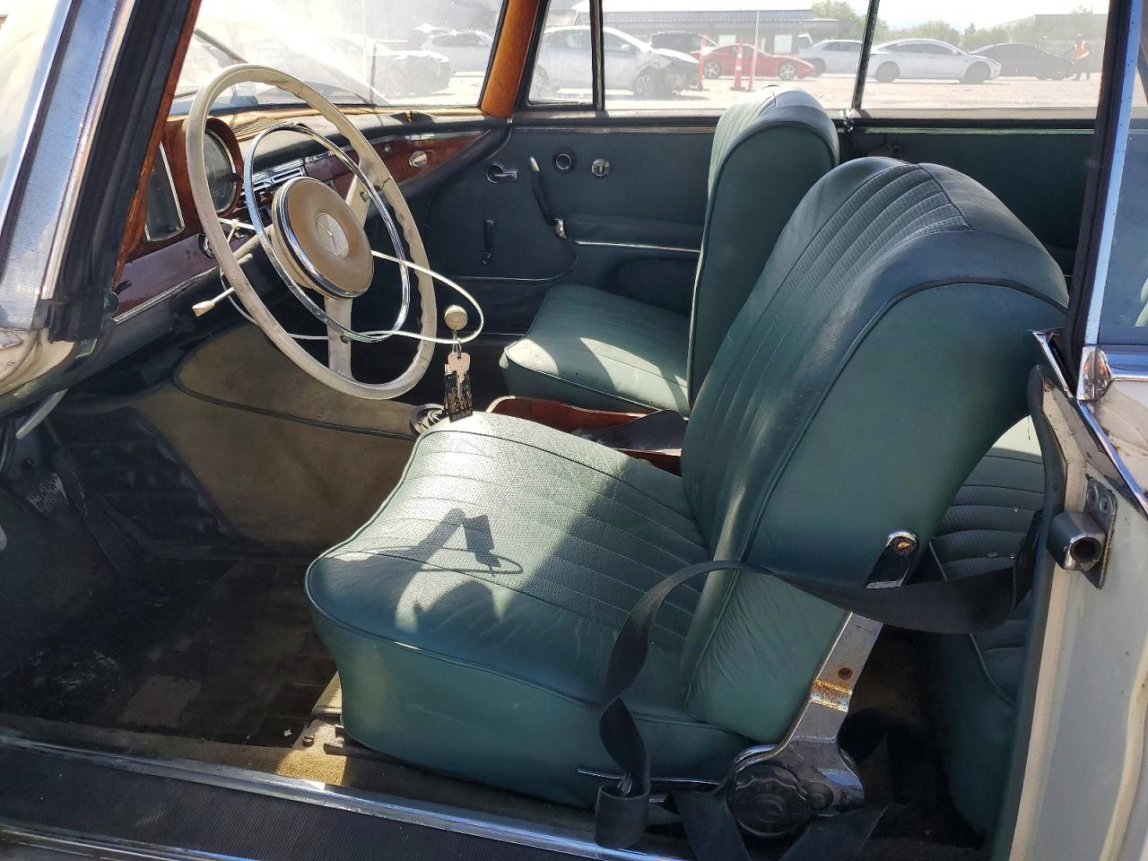 MERCEDES-BENZ A-CLASS 1963 — 8