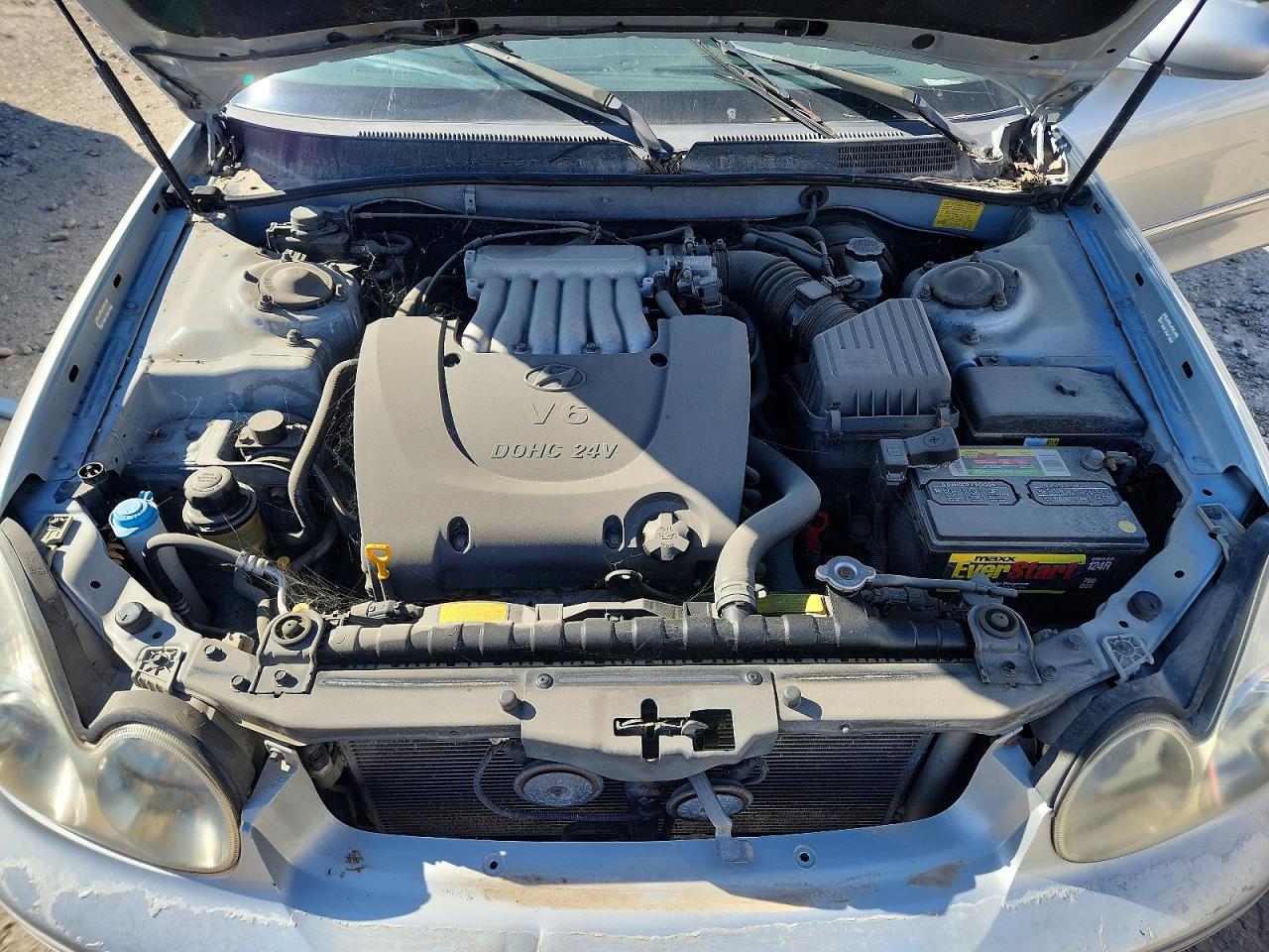 HYUNDAI SONATA 2005 — 12
