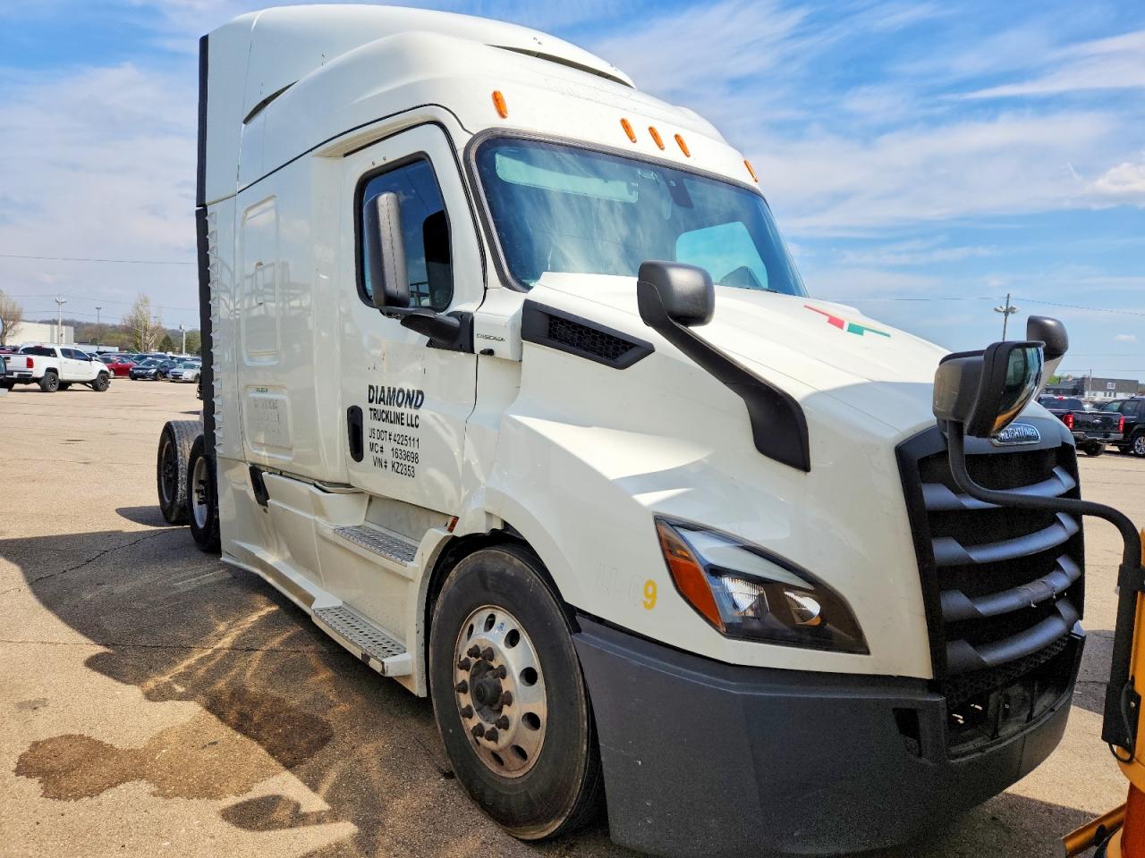 2020 FREIGHTLINER CASCADIA 116