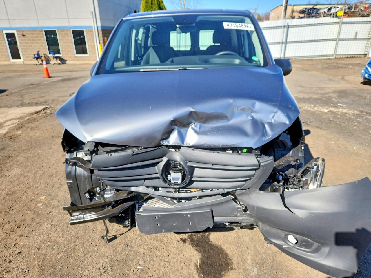 MERCEDES-BENZ METRIS 2023 — 6