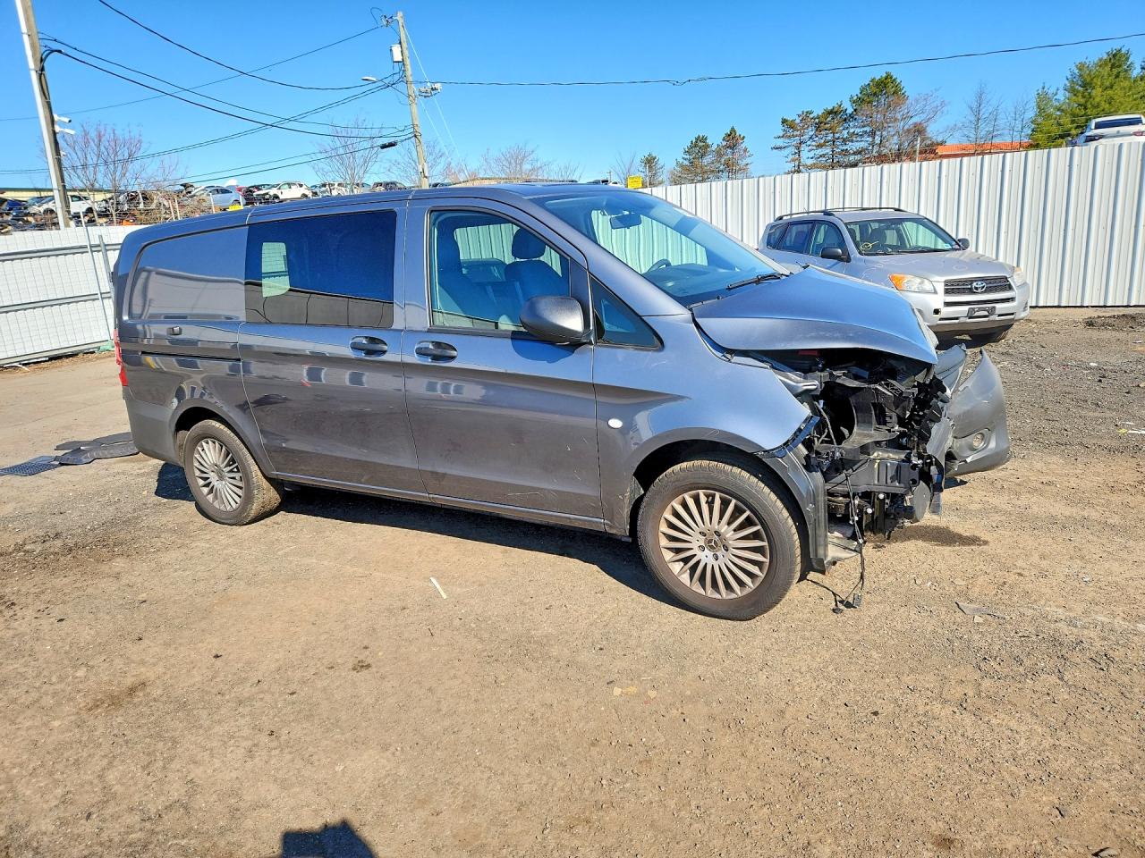 MERCEDES-BENZ METRIS 2023 — 5