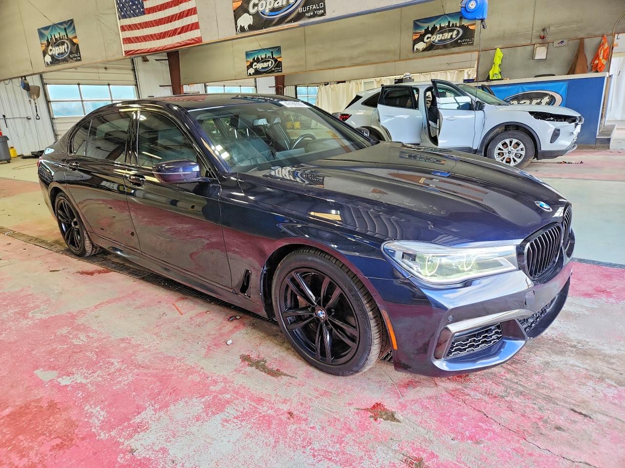 BMW 750 2017 — 5