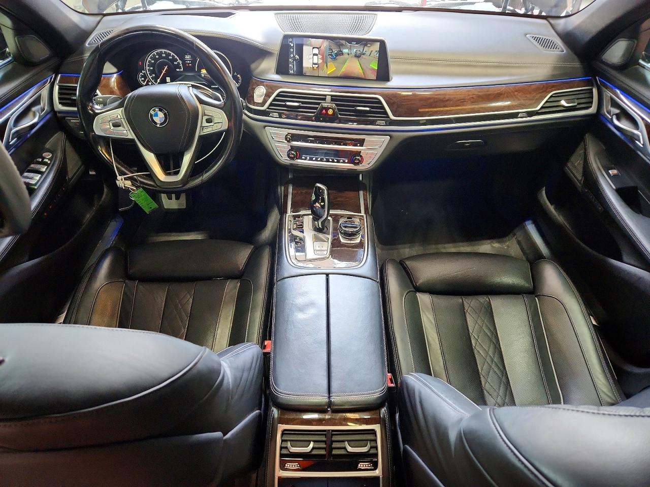 BMW 750 2017 — 9