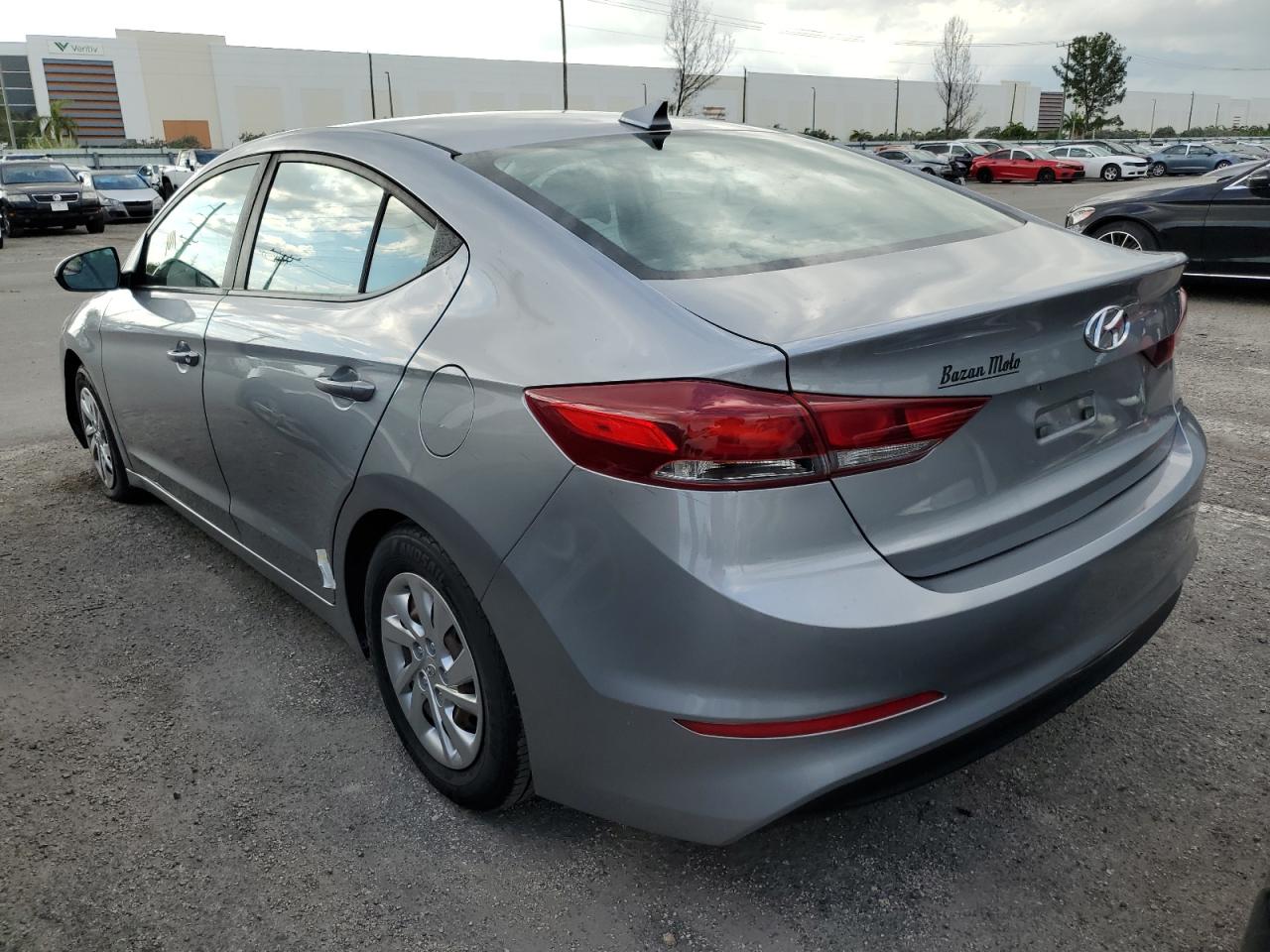 HYUNDAI ELANTRA 2017 — 3