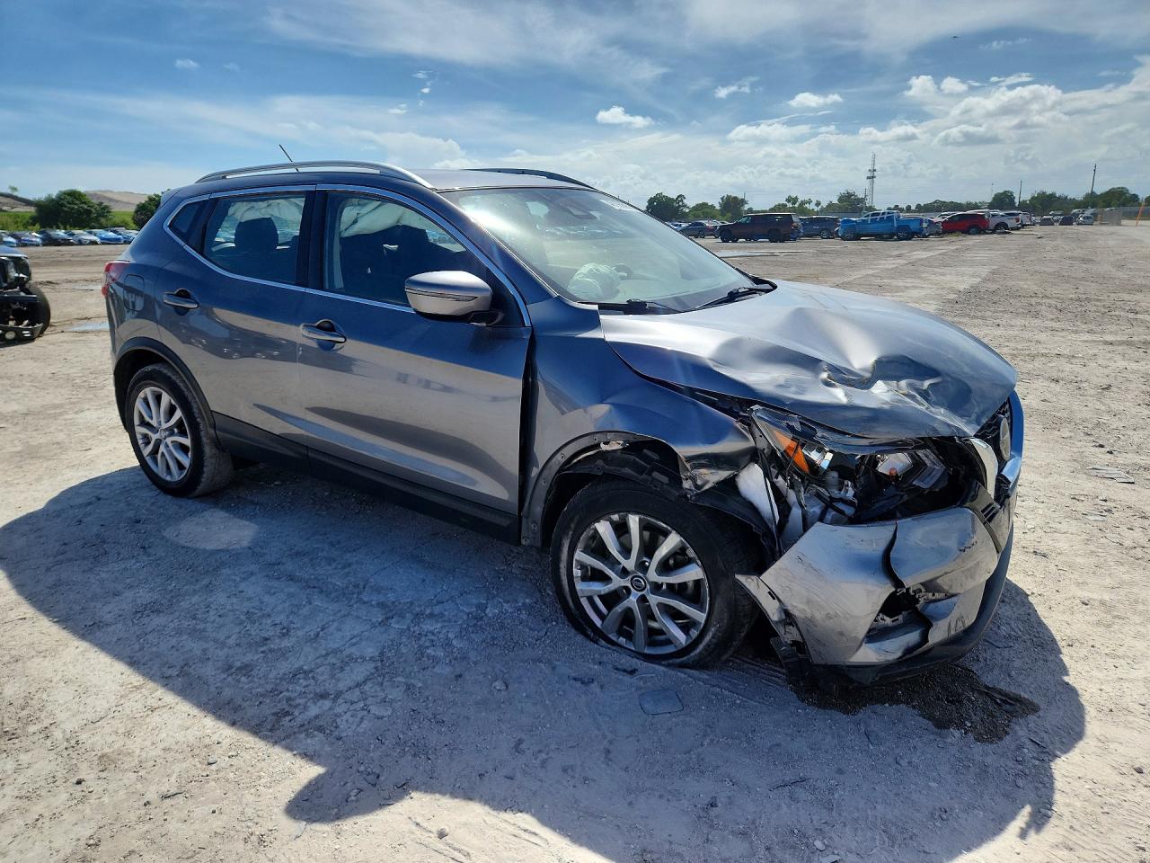2021 NISSAN ROGUE SPORT SV