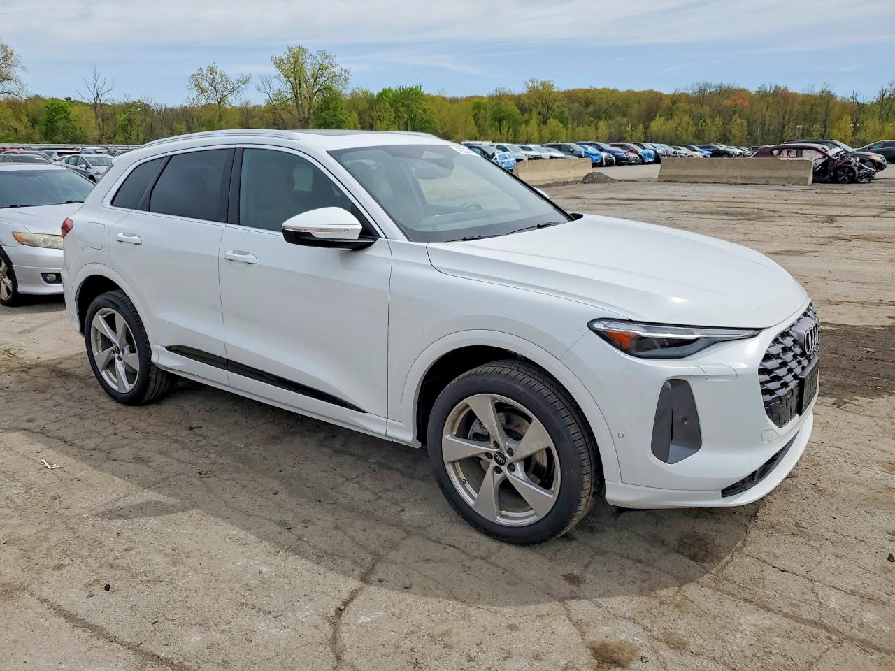 AUDI Q5 2025 — 5