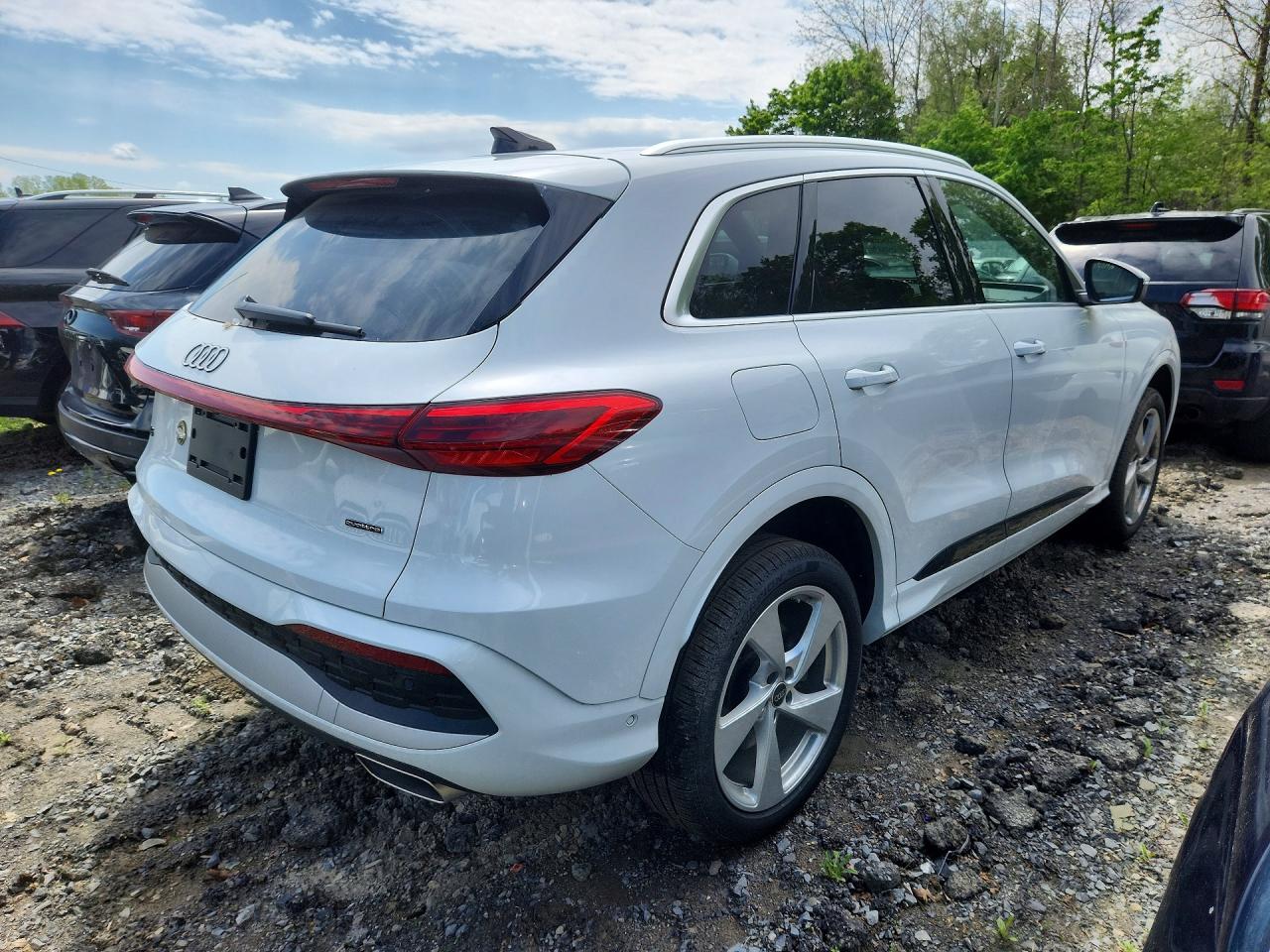 AUDI Q5 2025 — 4