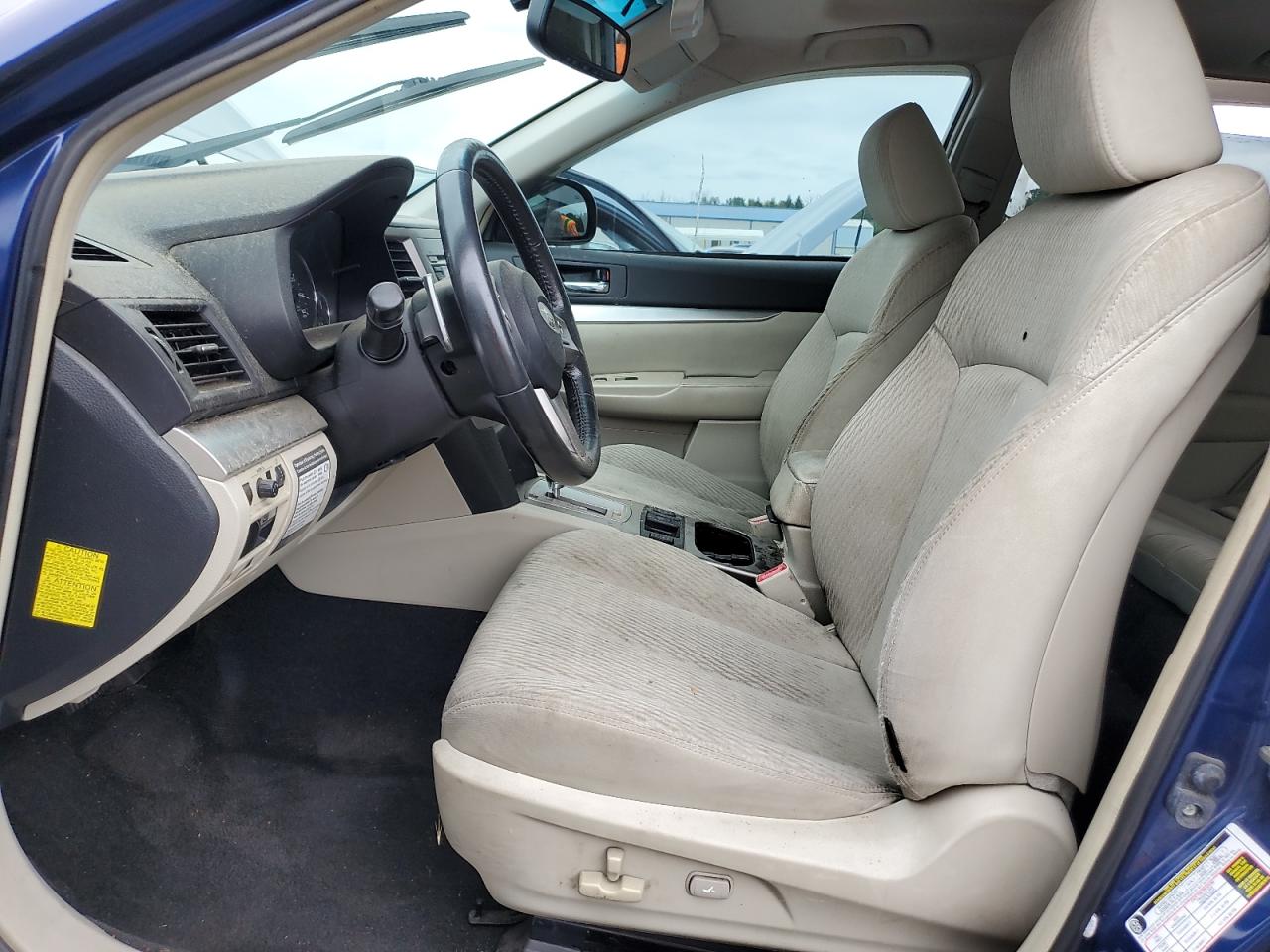 SUBARU OUTBACK 2011 — 8