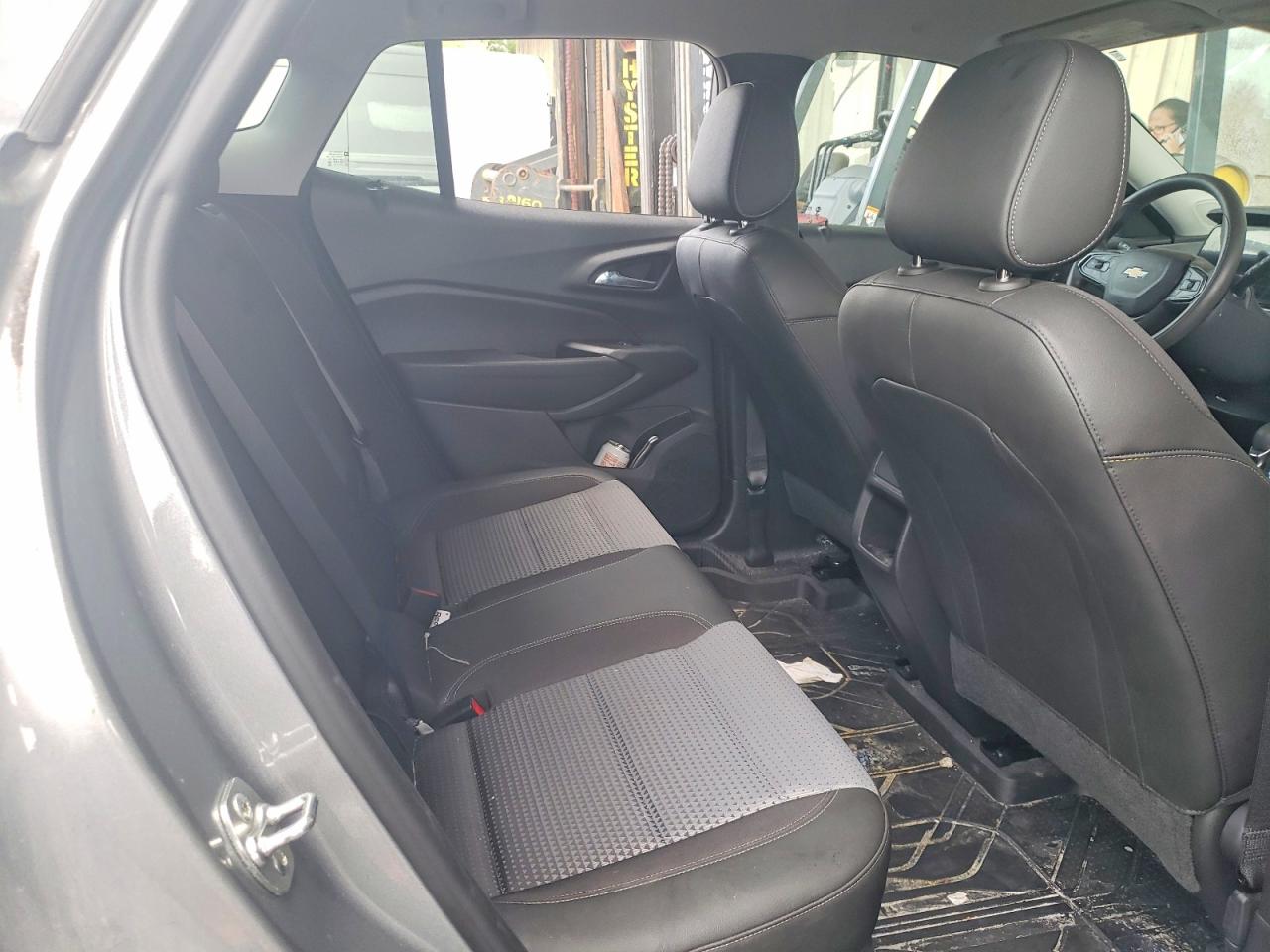 CHEVROLET TRAX 2024 — 12