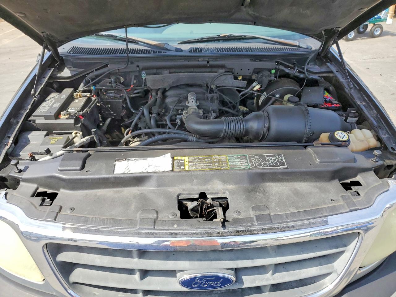 FORD F150 2002 — 12