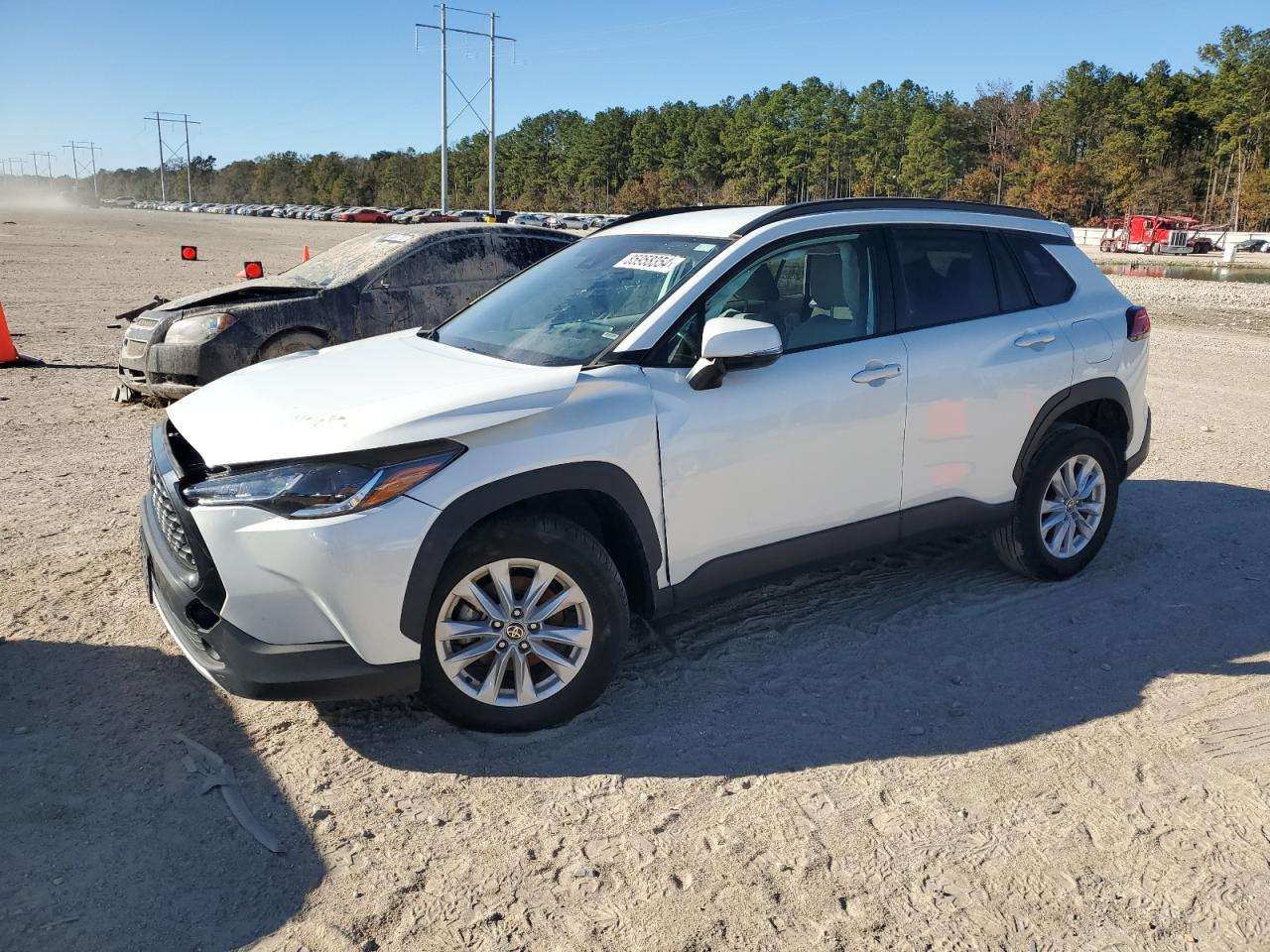 2022 TOYOTA COROLLA CROSS LE