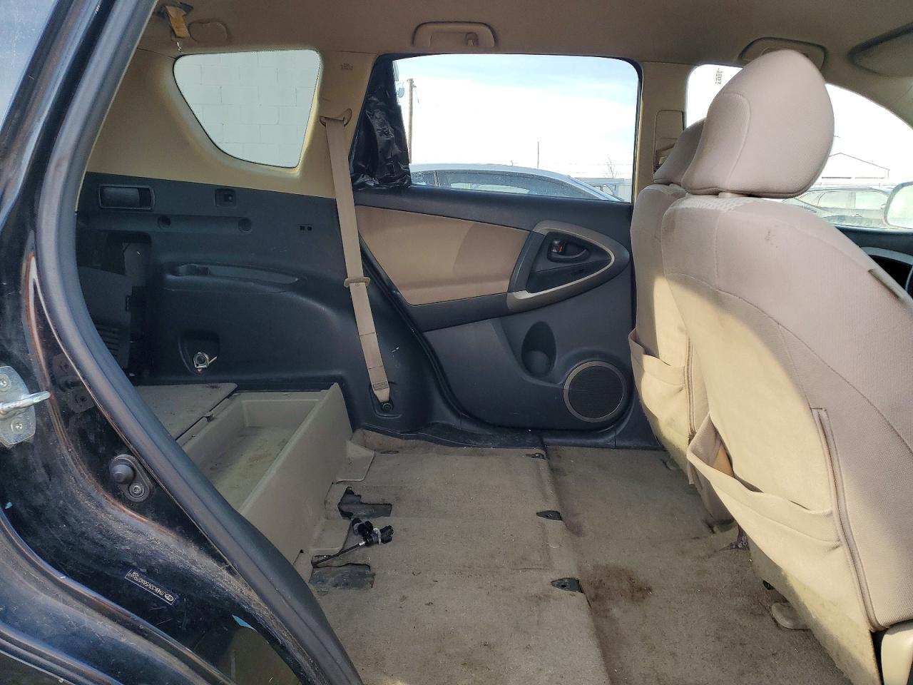 TOYOTA RAV4 2008 — 12