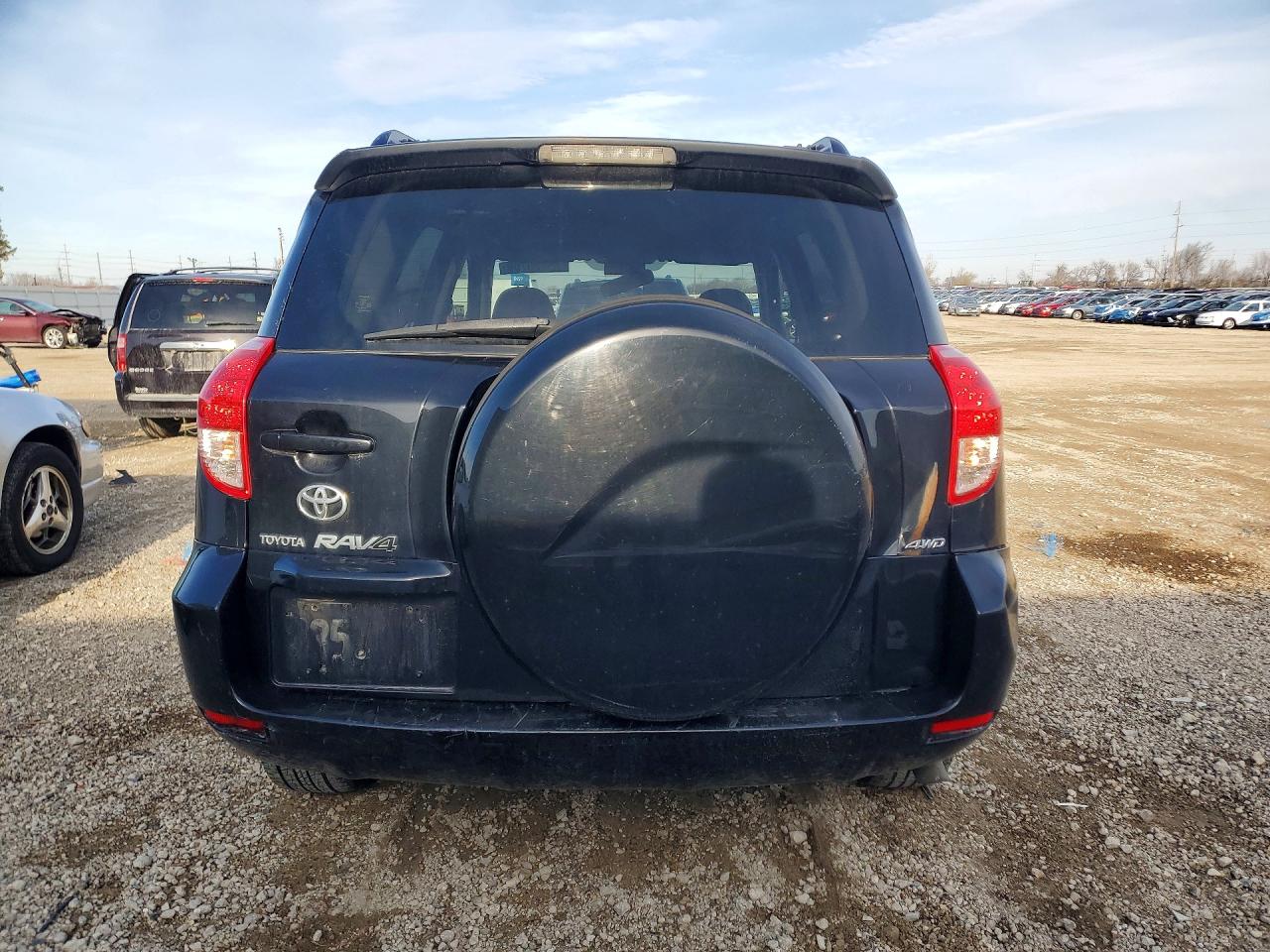 TOYOTA RAV4 2008 — 7