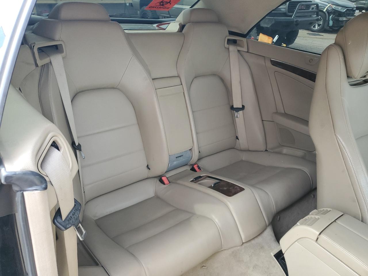MERCEDES-BENZ E 2011 — 11