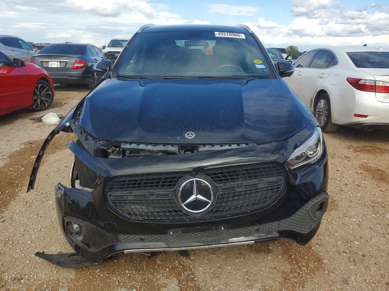 MERCEDES-BENZ GLA 2021 — 6
