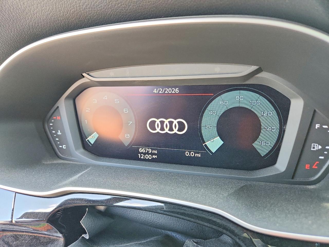 AUDI Q3 2024 — 10