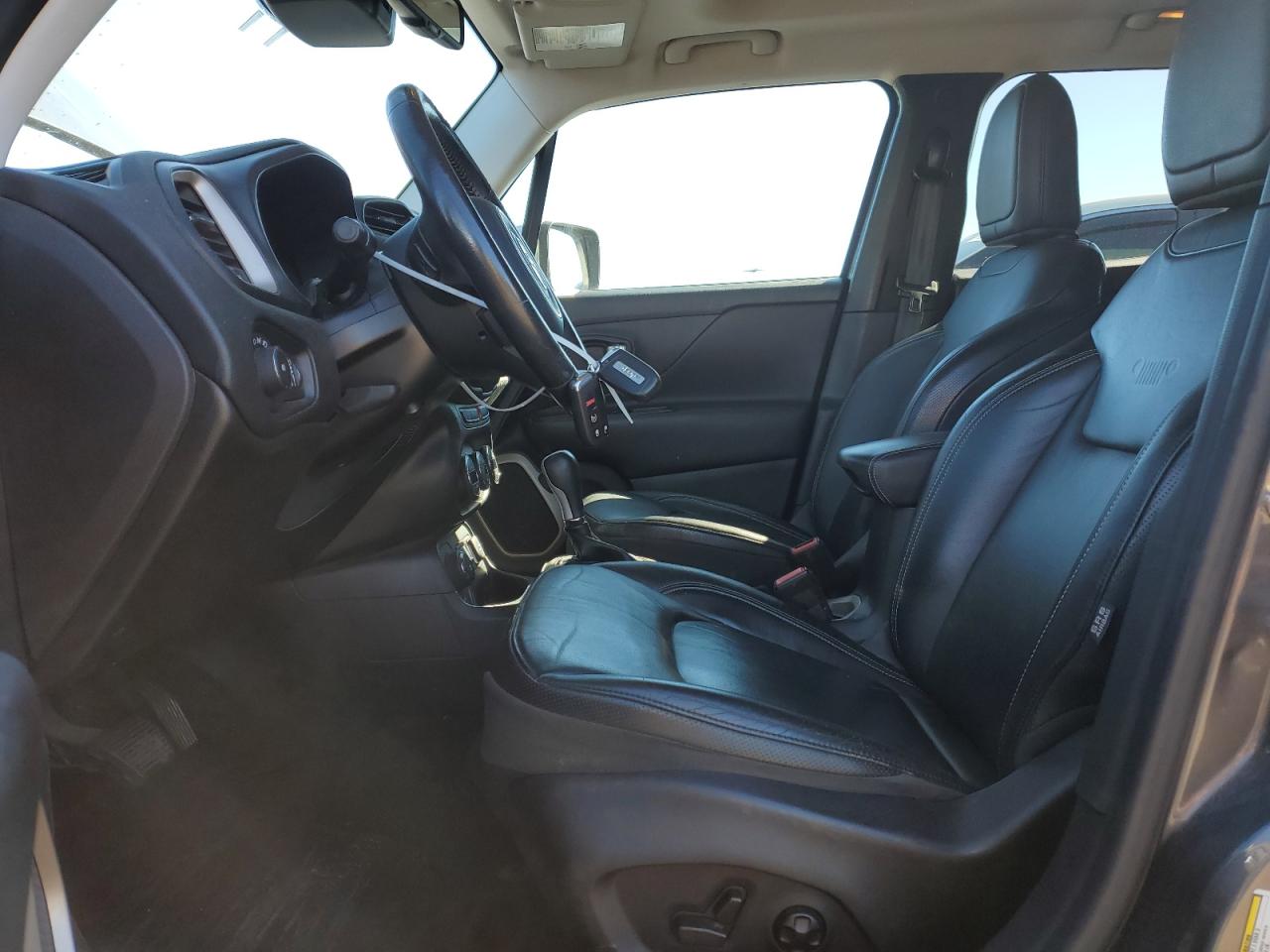 JEEP RENEGADE 2016 — 8