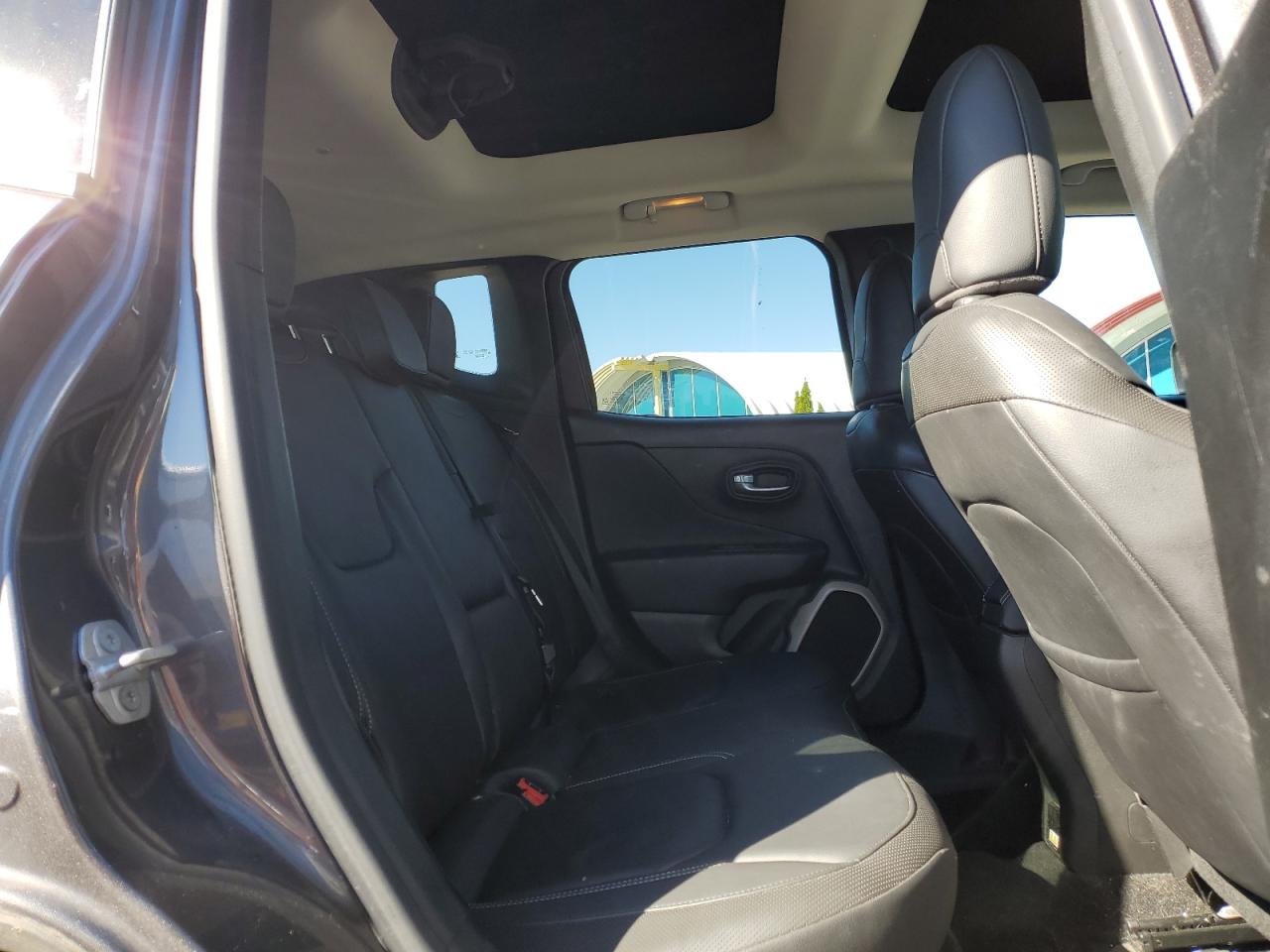 JEEP RENEGADE 2016 — 12