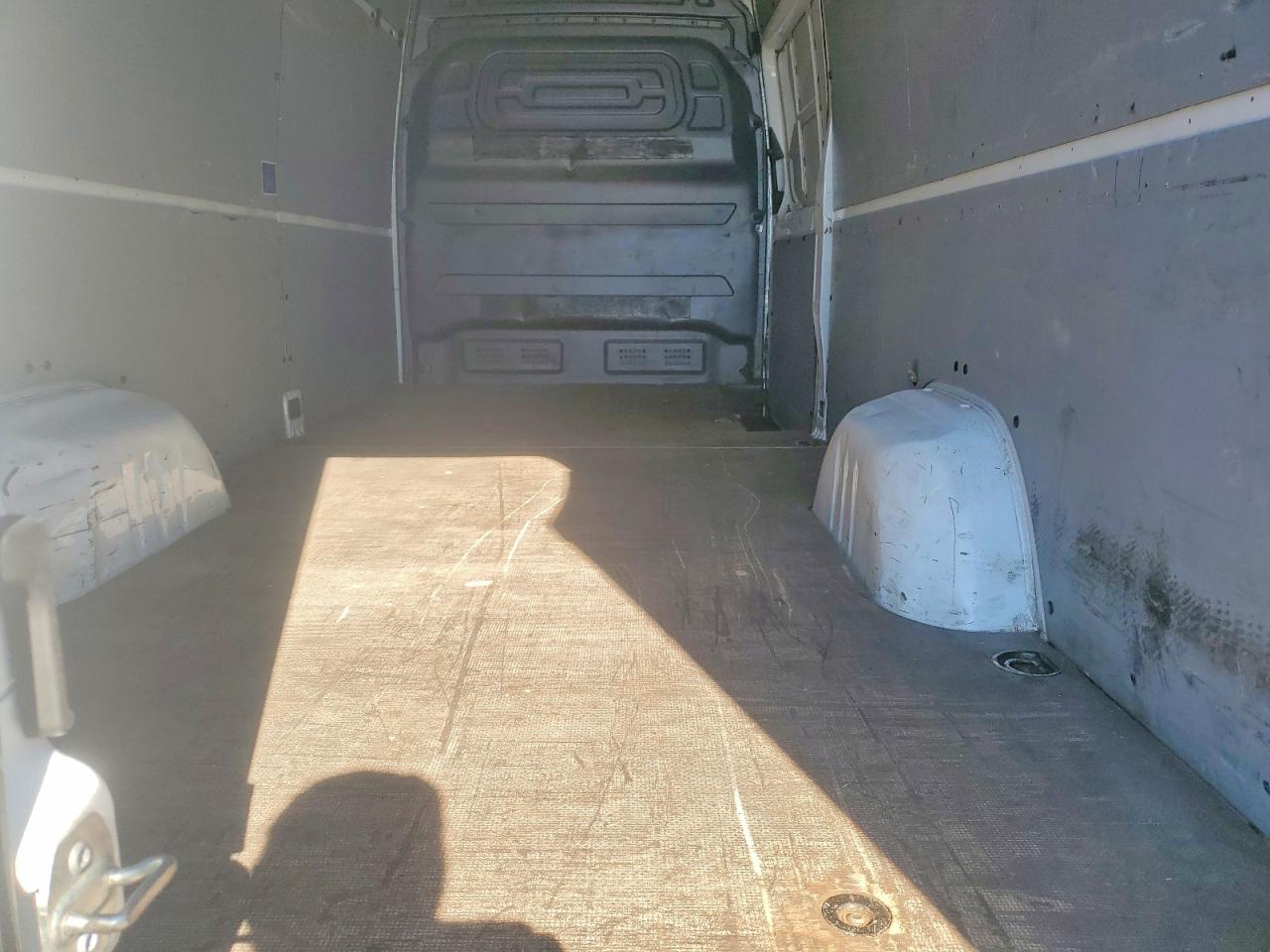 MERCEDES BENZ SPRINTER 2021 — 11