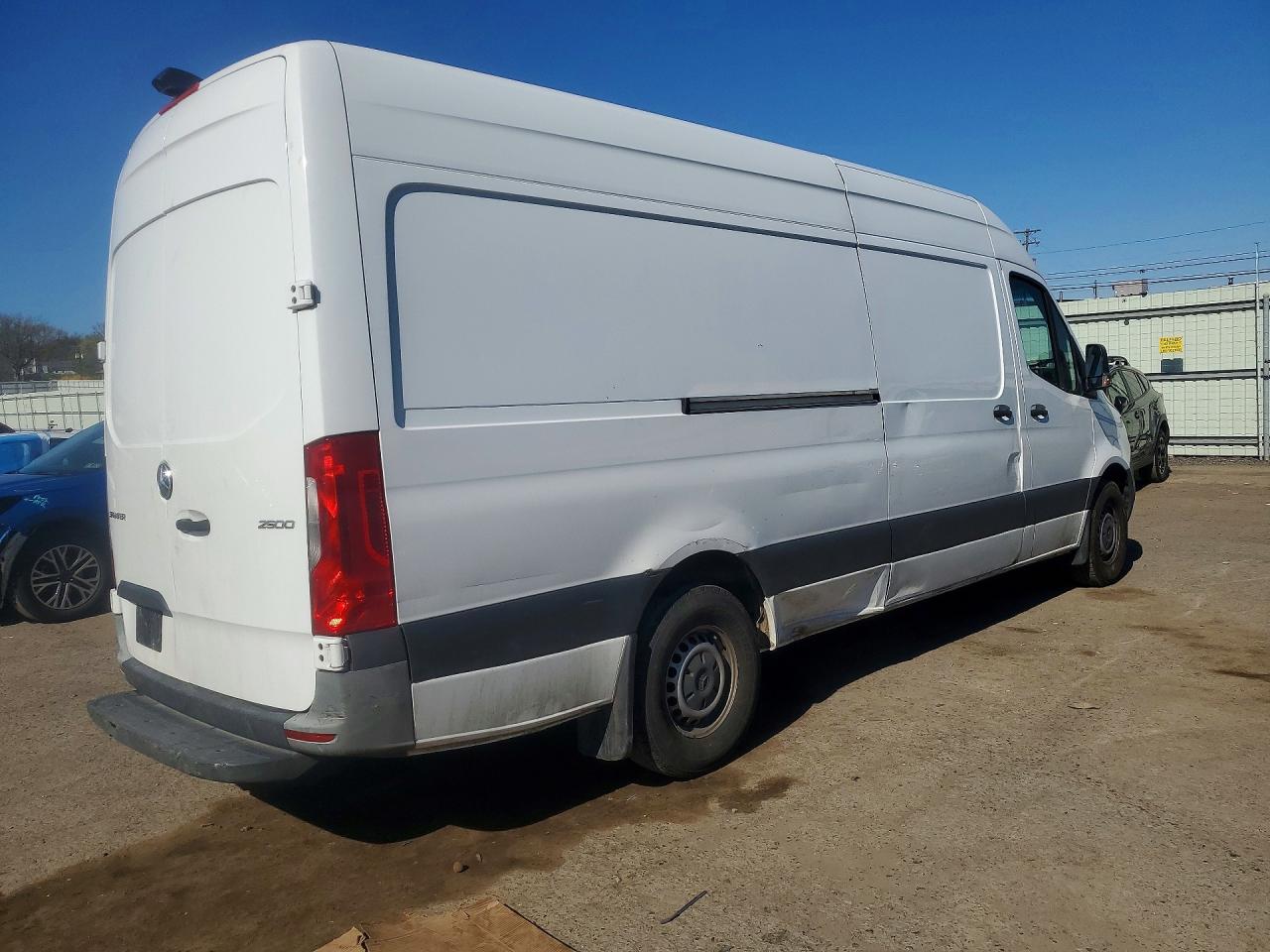 MERCEDES BENZ SPRINTER 2021 — 4