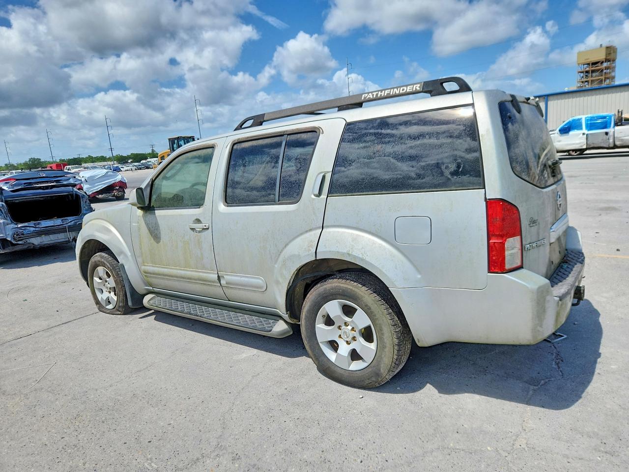 NISSAN PATHFINDER 2007 — 3