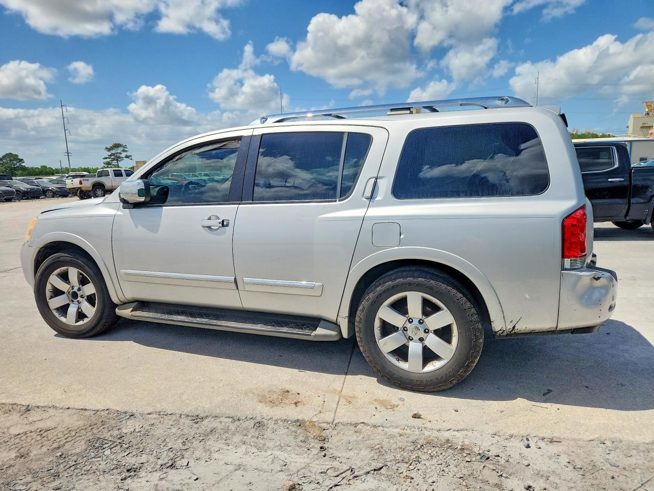 NISSAN ARMADA 2012 — 3