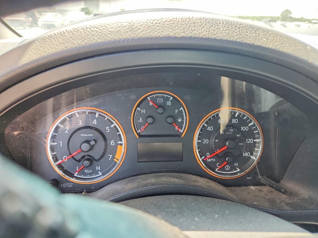 NISSAN ARMADA 2012 — 10