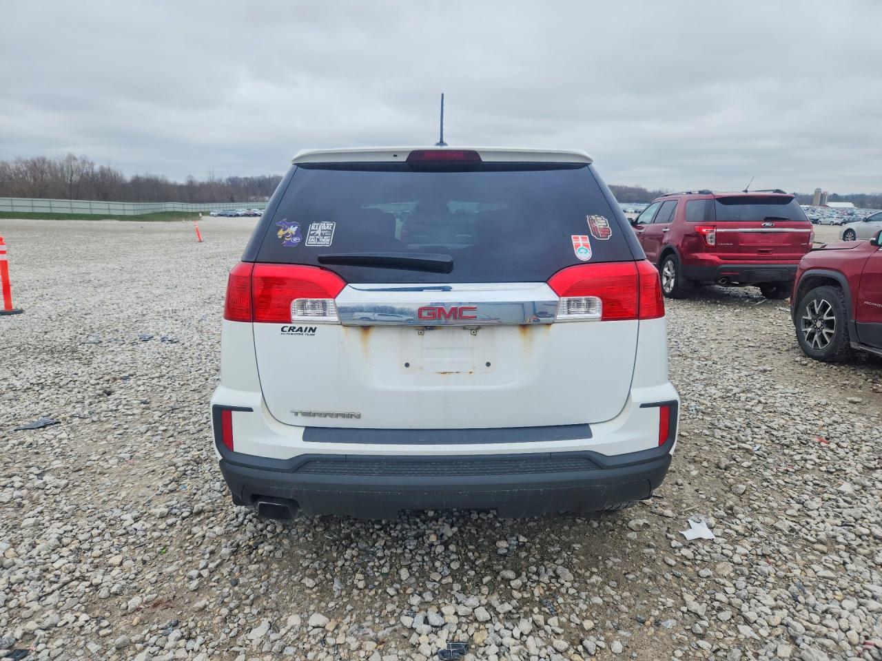 GMC TERRAIN 2017 — 7