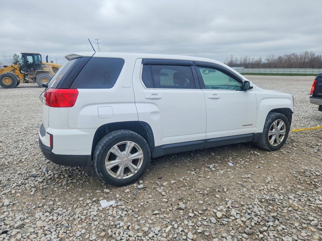 GMC TERRAIN 2017 — 4