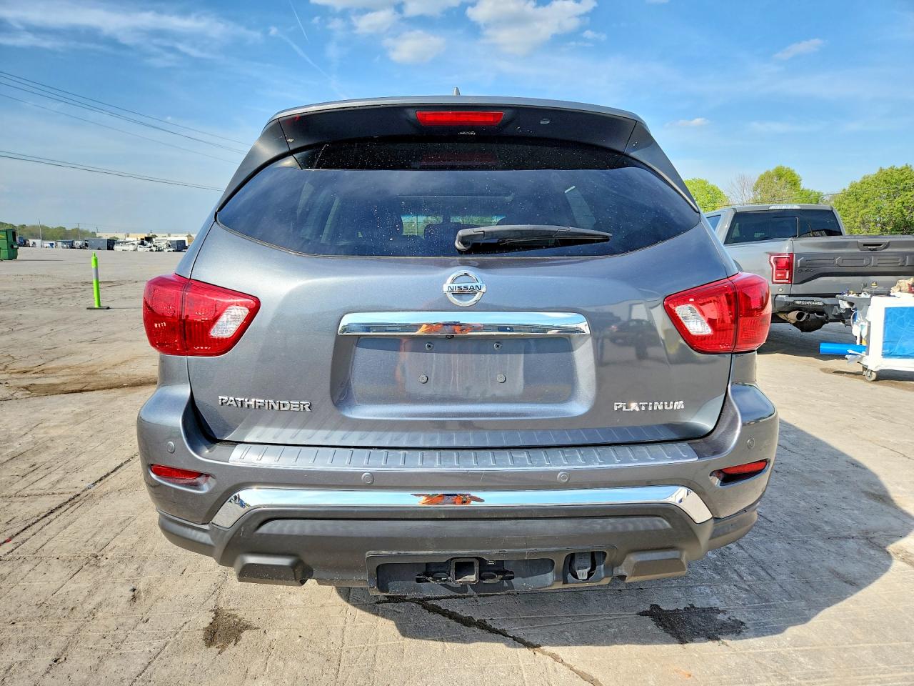 NISSAN PATHFINDER 2019 — 7