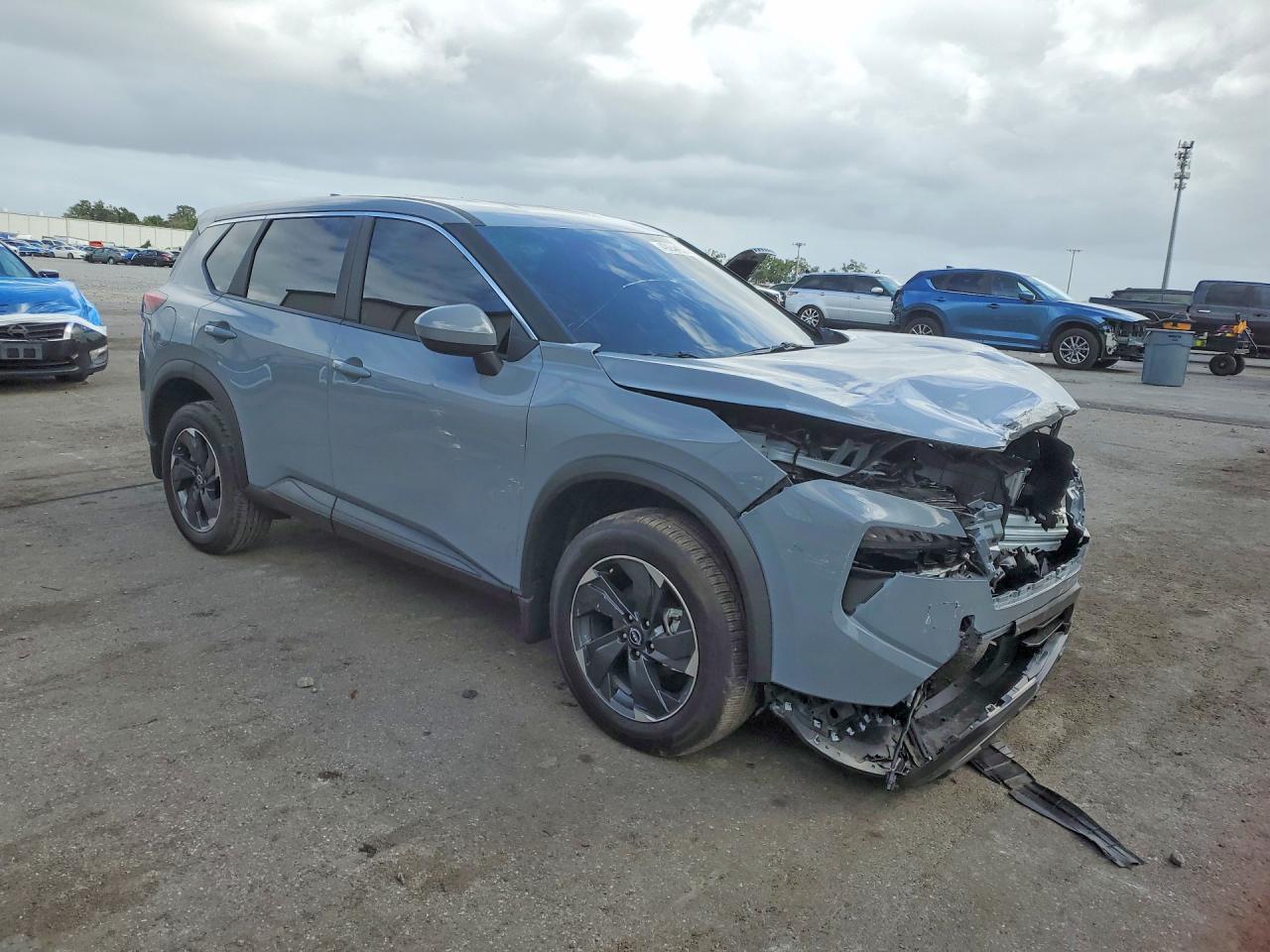 NISSAN ROGUE 2026 — 5