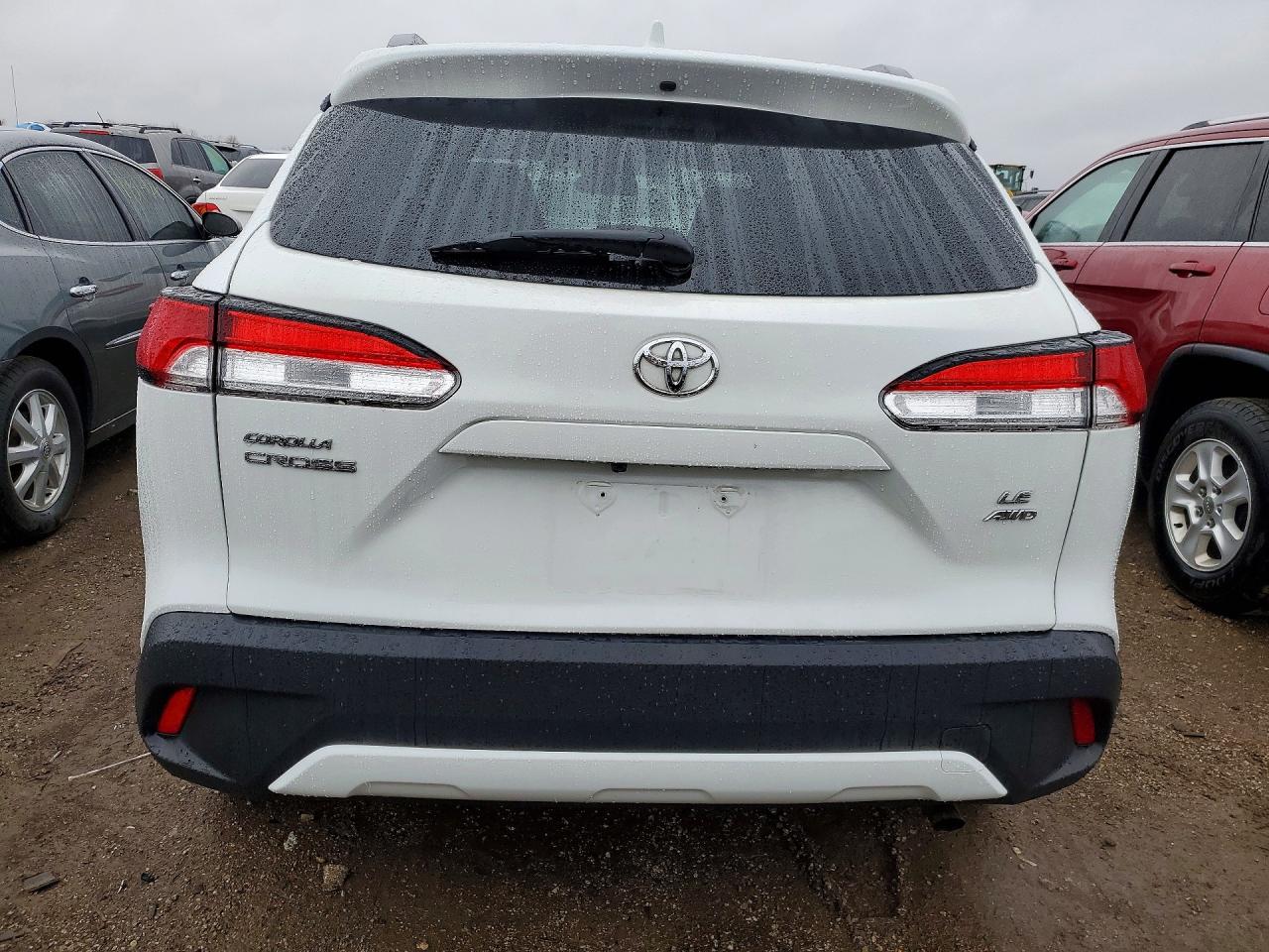 TOYOTA COROLLA CROSS 2023 — 7