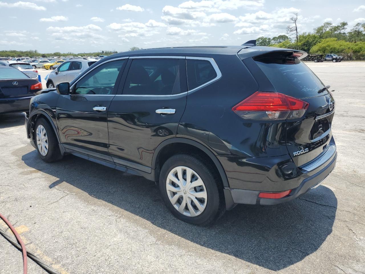 NISSAN ROGUE 2017 — 3