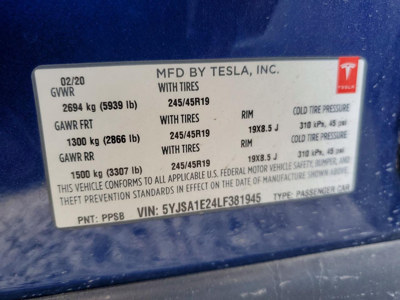 TESLA MODEL S 2020 — 14