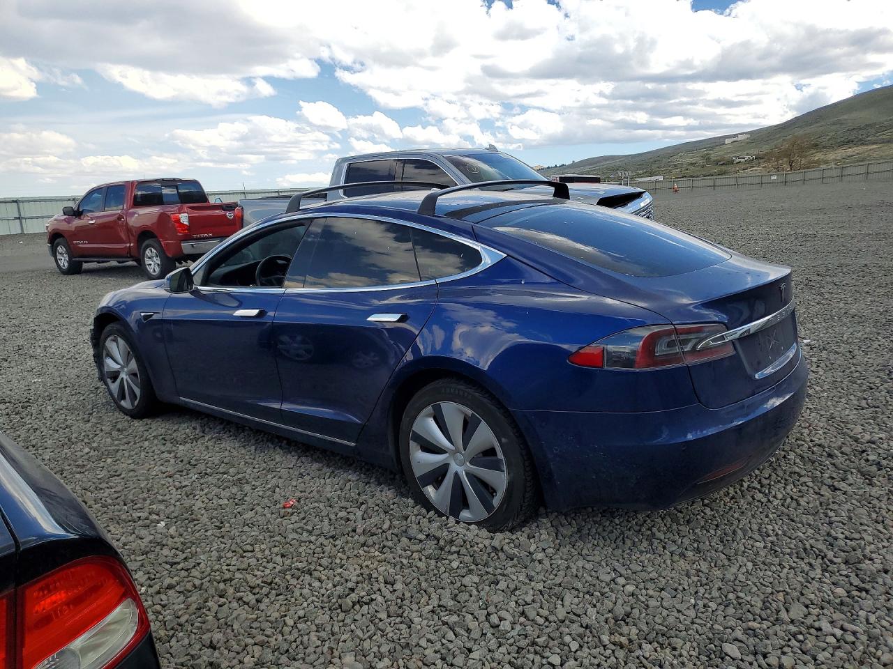 TESLA MODEL S 2020 — 3