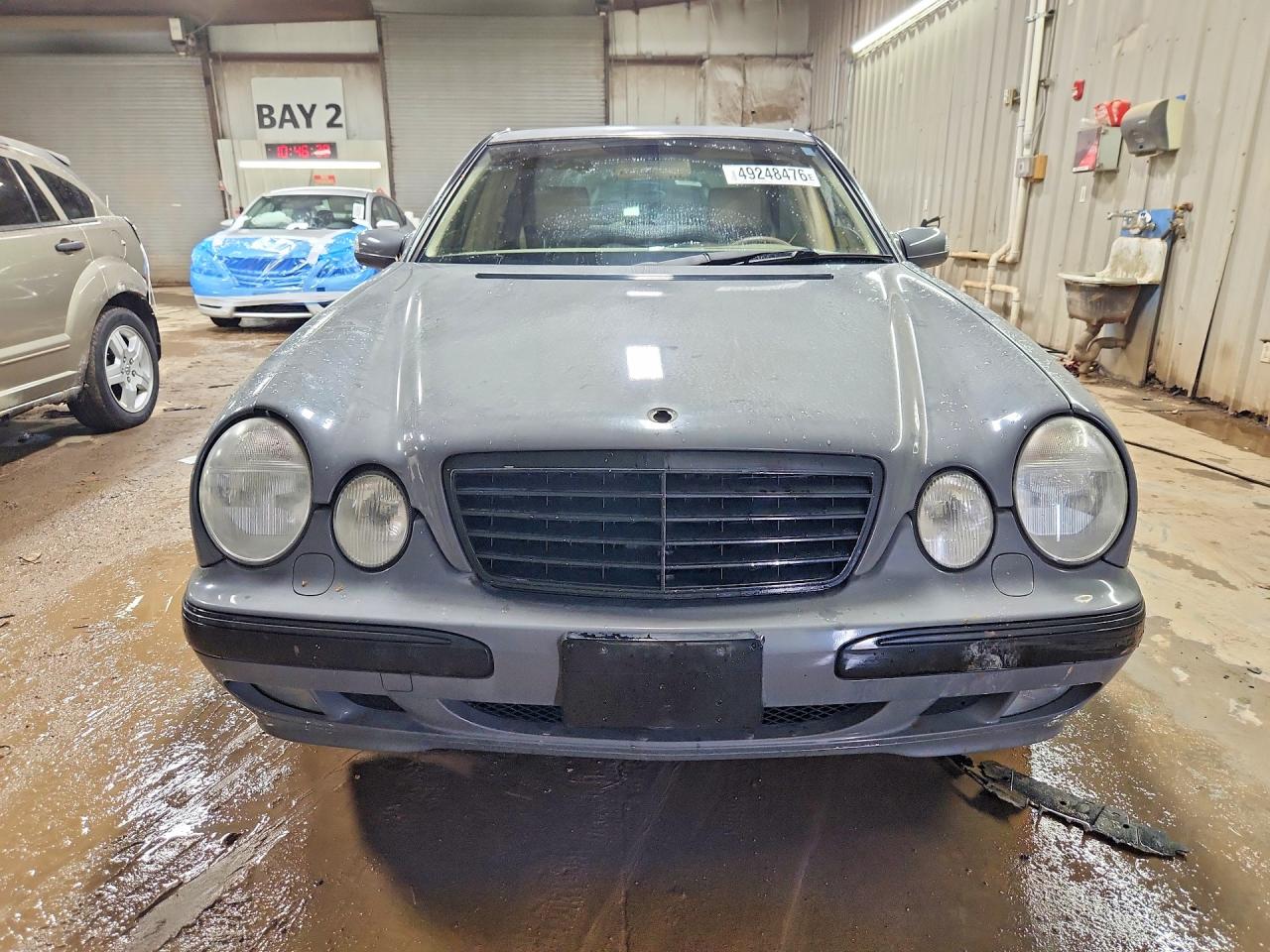 MERCEDES-BENZ E 2001 — 6