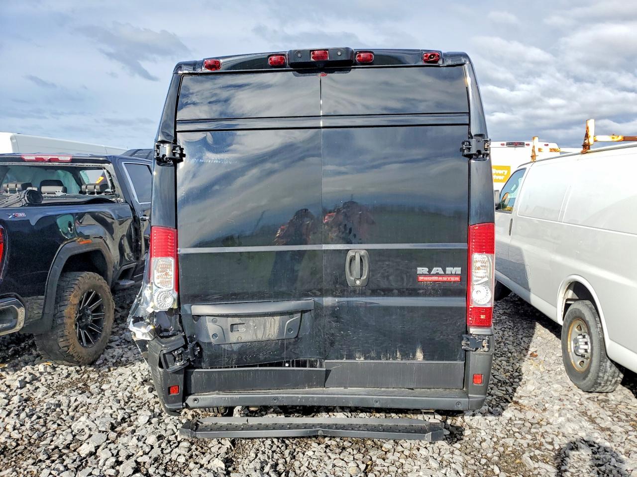 RAM PROMASTER 1500 2020 — 7