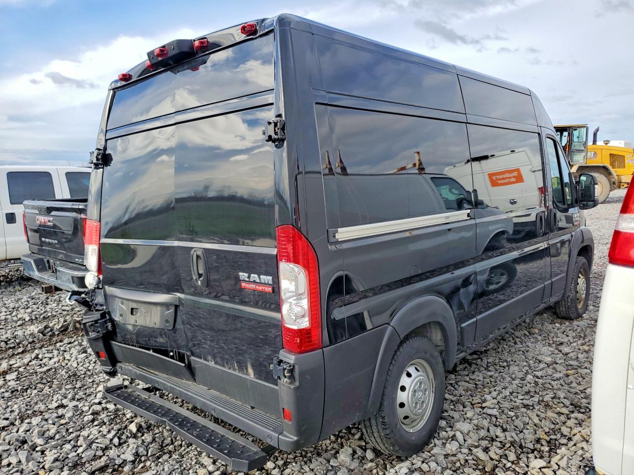 RAM PROMASTER 1500 2020 — 4
